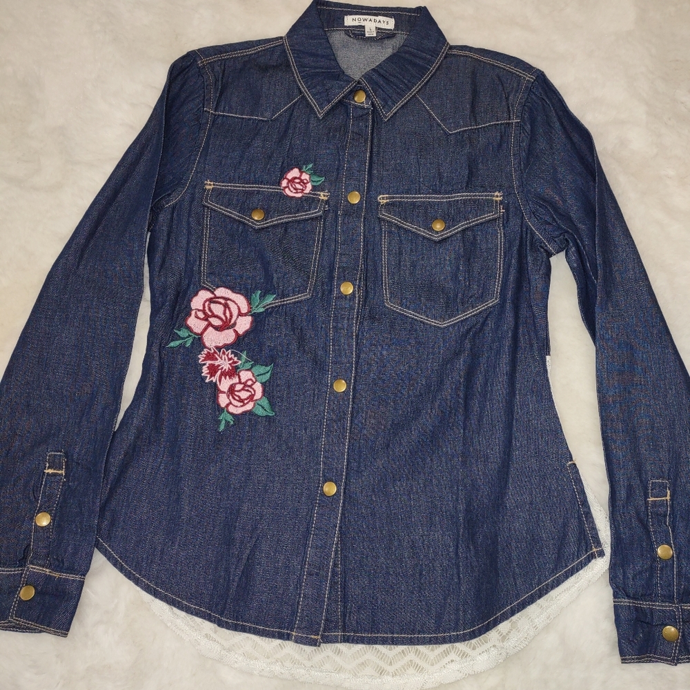 Nowadays girls Size L